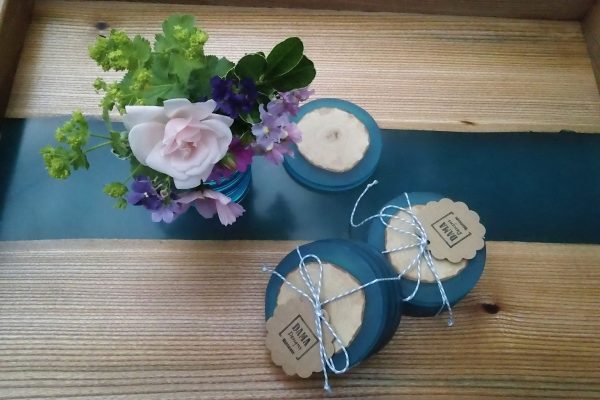 Ash and Resin Coasters with Flowers