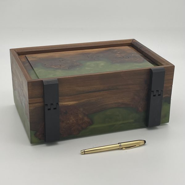 Back of Burr Elm and Green Resin Box Showing Hinges and Pen for Sizing