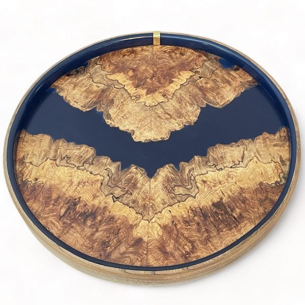 Picture of the removable tray from the round occasional table